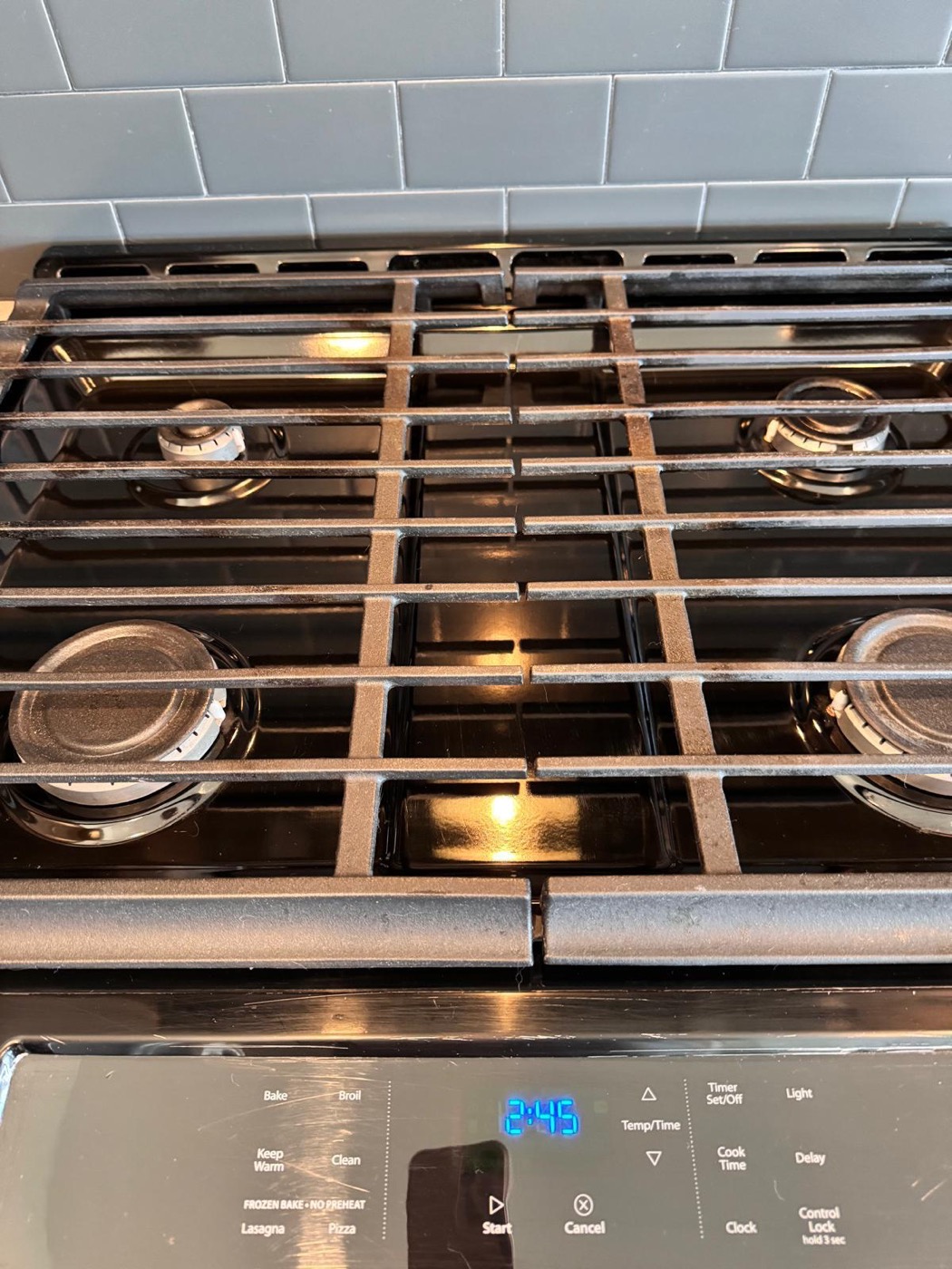 Stovetop after cleaning by Maciel Cleaning Solutions